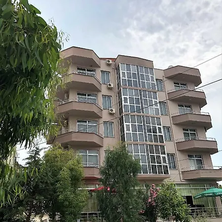 Mozart 3* Durrës